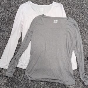 32 Degrees Gray & White Long Sleeve Tops